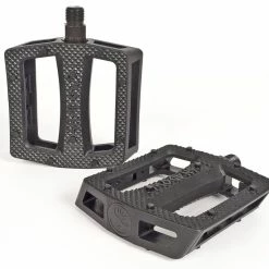 SHADOW CONSPIRACY RAVAGER PLASTIC PEDALS BIKE
